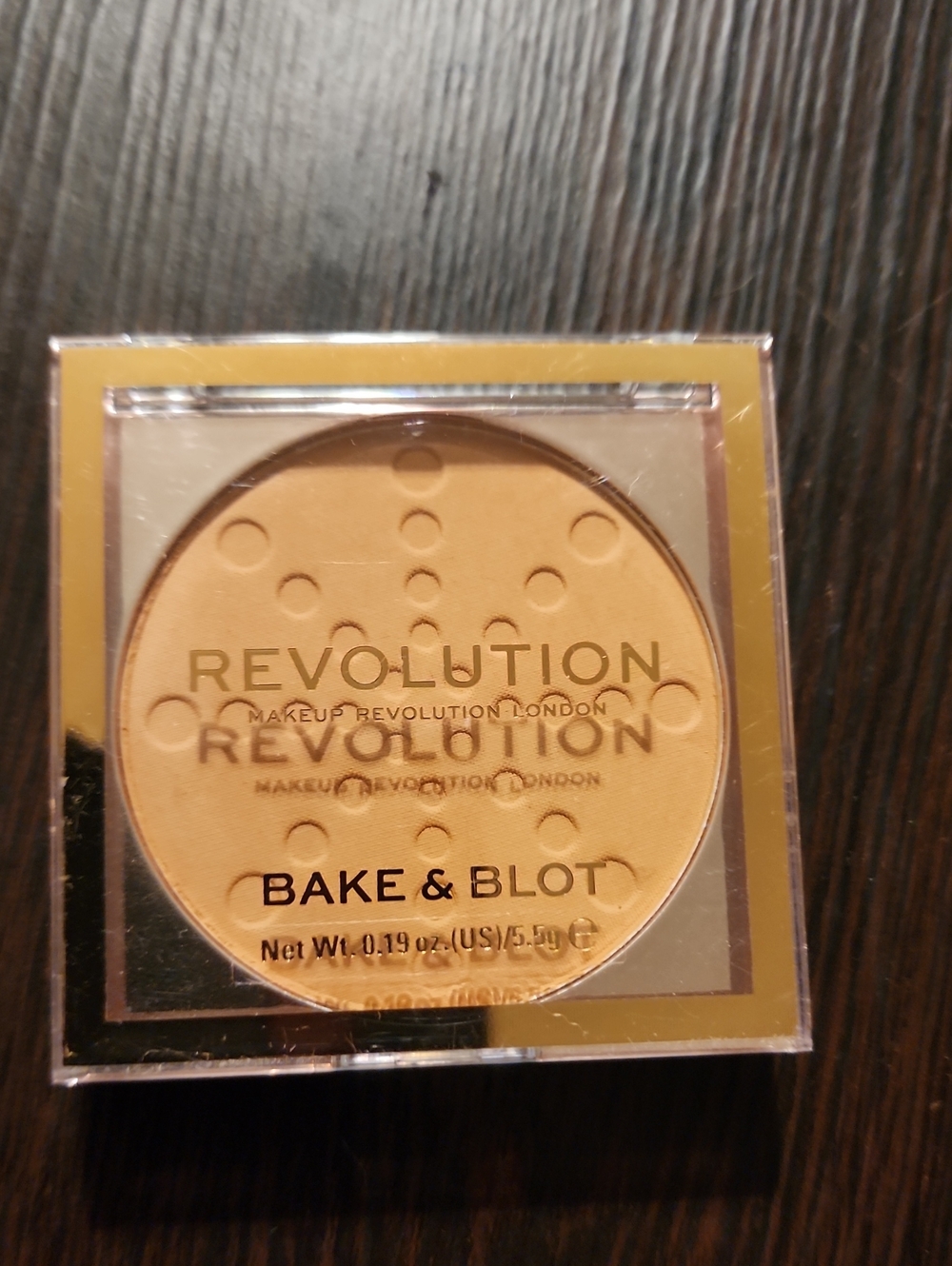 Revolution Bake & Blot Pressed Setting Powder - Peach